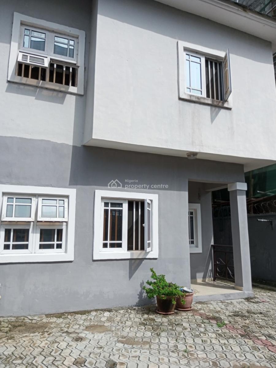 3bedroom Self Compound at Ikate.   Residential, Ikate, Lekki, Lagos, House for Rent