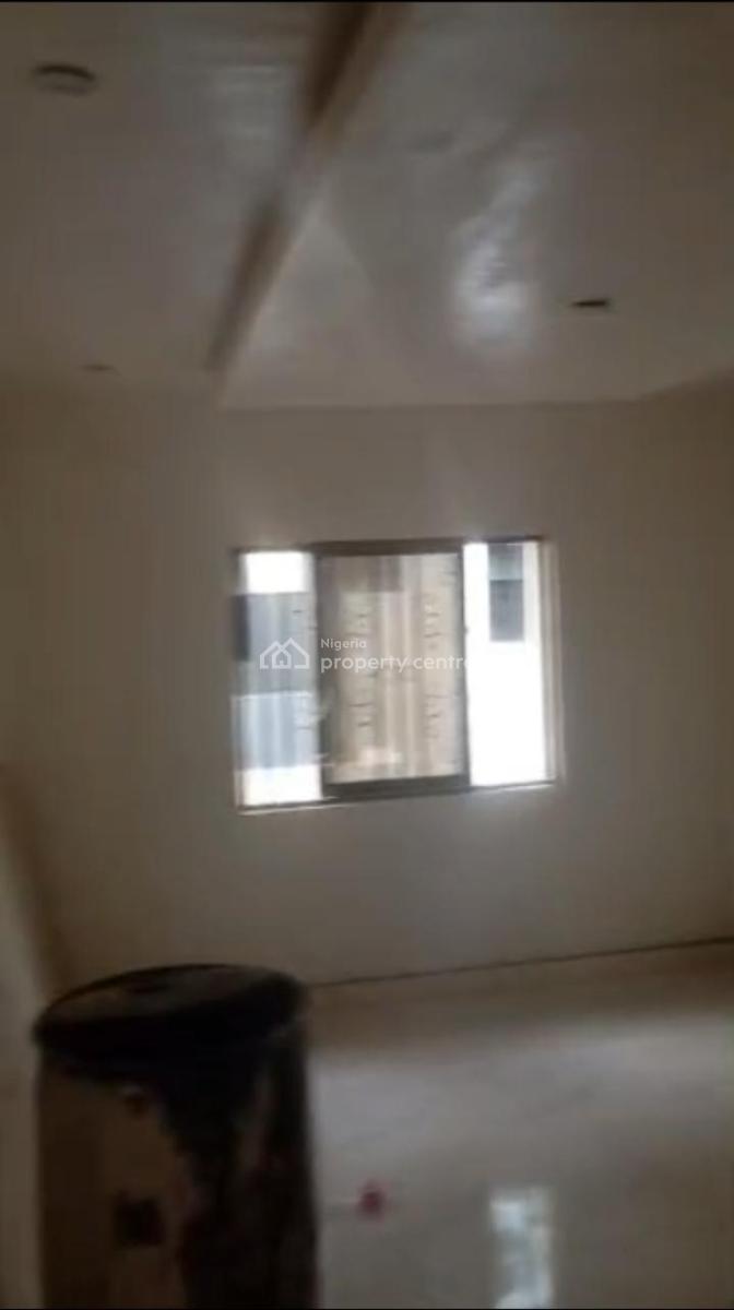 Lovely 3bedroom Flat, Omole Phase 1, Ikeja, Lagos, Flat / Apartment for Rent