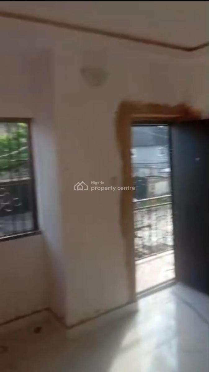 Lovely 3bedroom Flat, Omole Phase 1, Ikeja, Lagos, Flat / Apartment for Rent