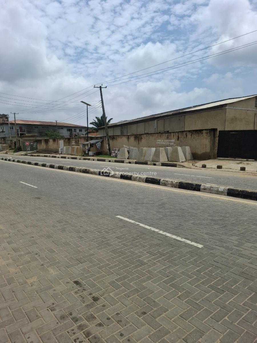 Warehouse, Along Demuurin Road, Alapere, Ketu, Lagos, Warehouse for Rent