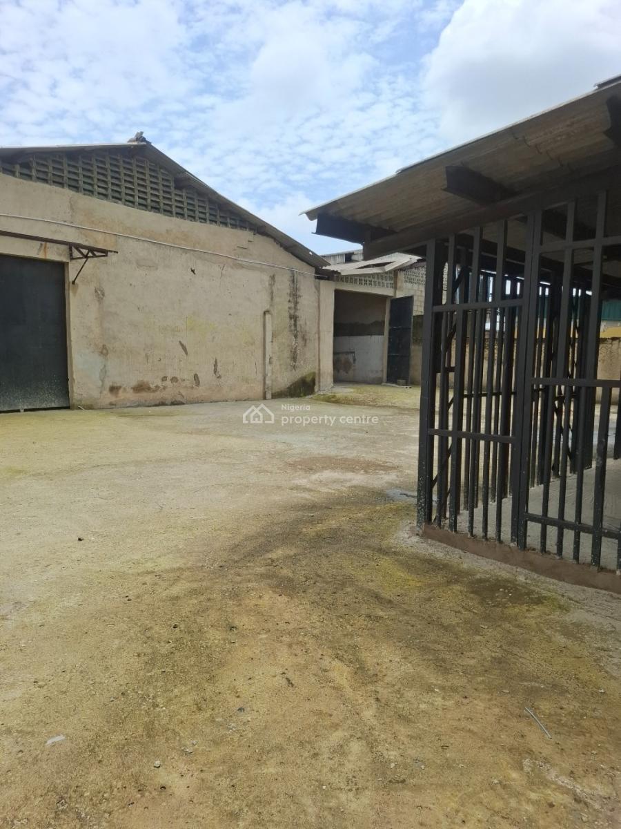 Warehouse, Along Demuurin Road, Alapere, Ketu, Lagos, Warehouse for Rent