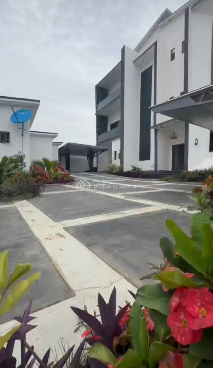 7 Bedroom Fully Detached Duplex with Bq, Guzape District, Abuja, Detached Duplex for Sale