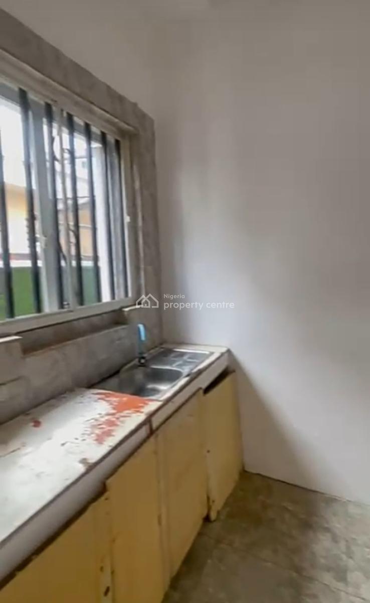 Compact Room Selfcon Bq with Kitchen -{ Video}, Bera Estate Chevron, Lekki, Lagos, Self Contain (single Rooms) for Rent