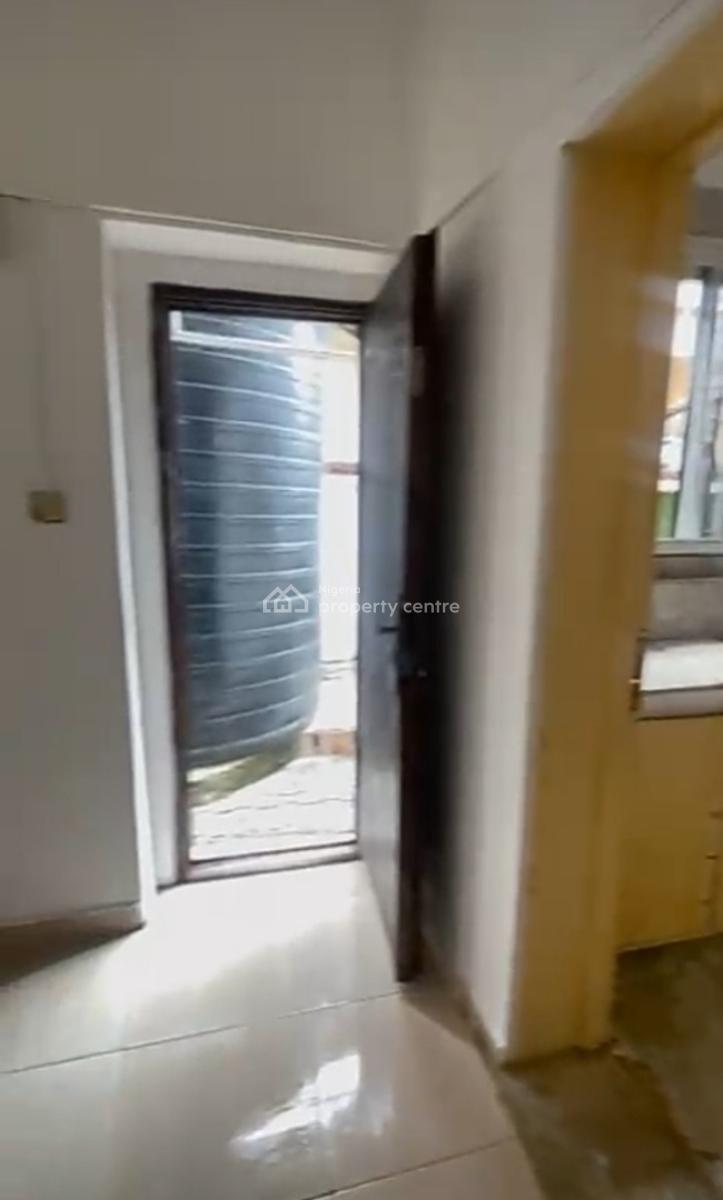 Compact Room Selfcon Bq with Kitchen -{ Video}, Bera Estate Chevron, Lekki, Lagos, Self Contain (single Rooms) for Rent