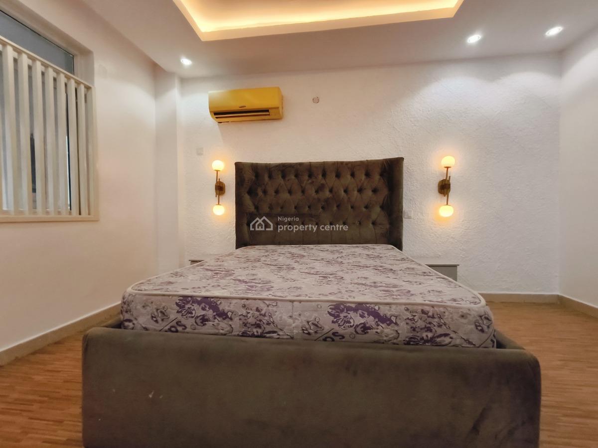 Waterfront 3 Bedroom Apartment, Off Admiralty Way Lekki Phase 1, Lekki Phase 1, Lekki, Lagos, Flat / Apartment for Rent
