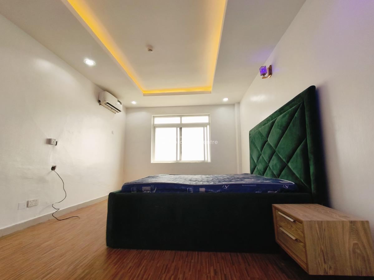 Waterfront 3 Bedroom Apartment, Off Admiralty Way Lekki Phase 1, Lekki Phase 1, Lekki, Lagos, Flat / Apartment for Rent