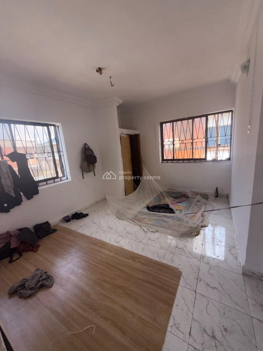 Newly Renovated Spacious 2bedroom Flat Off Ogunlana Drive, Surulere, Off Ogunlana Drive, Surulere, Lagos, Flat / Apartment for Rent