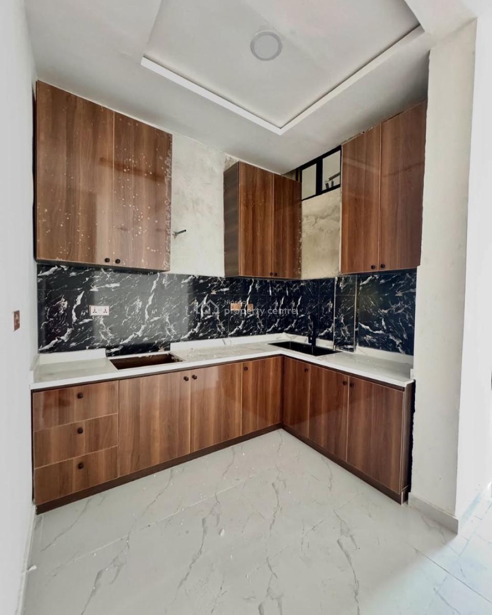 1 Bedroom Apartment, Orchid Road, Lekki, Lagos, Flat / Apartment for Sale