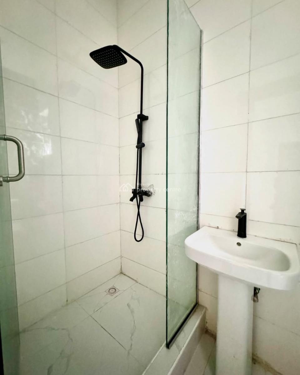 1 Bedroom Apartment, Orchid Road, Lekki, Lagos, Flat / Apartment for Sale
