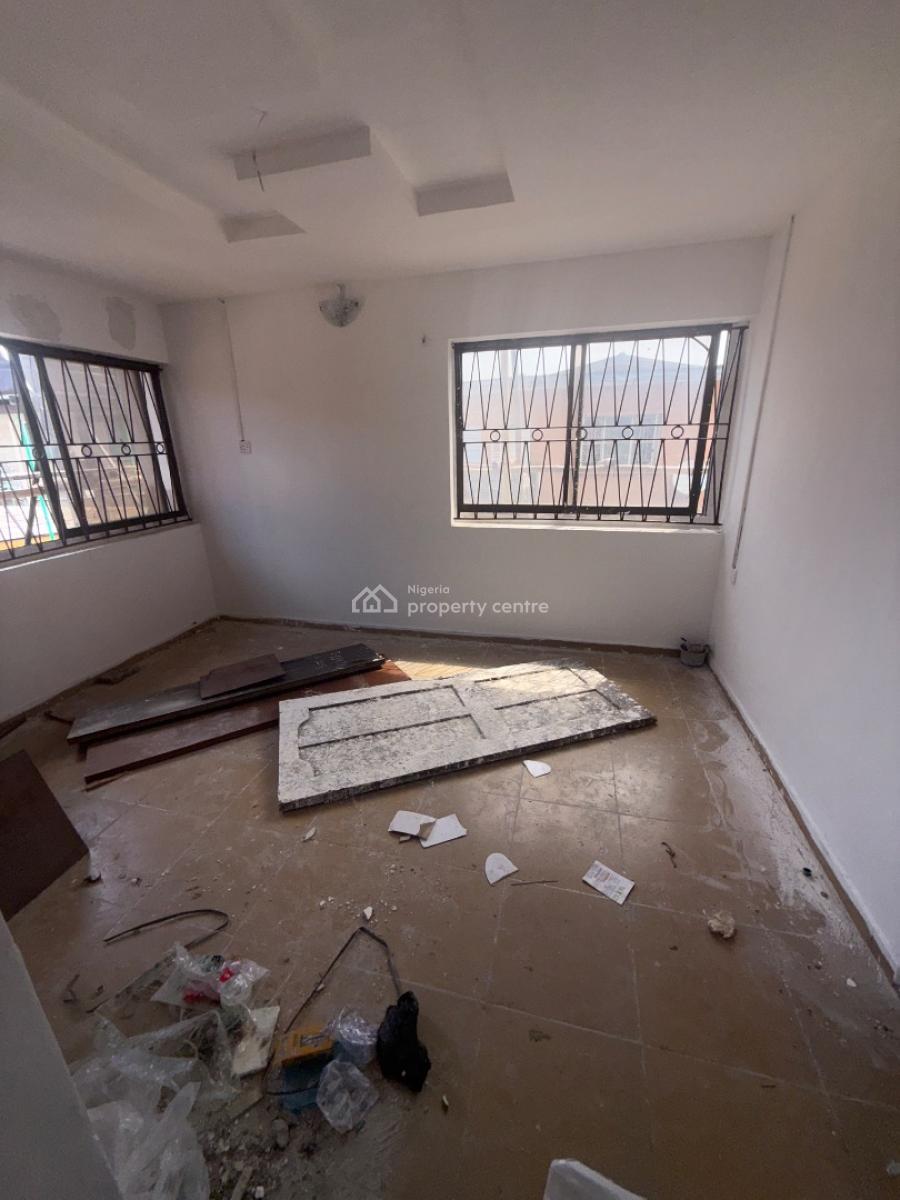 Newly Renovated 3 Bedroom Flat, Off Ogunlana Drive, Surulere, Lagos, Flat / Apartment for Rent