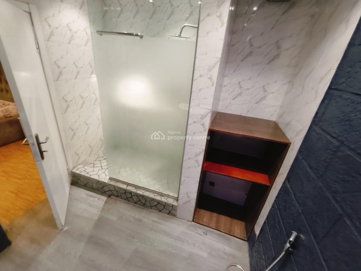 Waterfront 3 Bedroom Apartment, Off Admiralty Way Lekki Phase 1, Lekki Phase 1, Lekki, Lagos, Flat / Apartment for Rent
