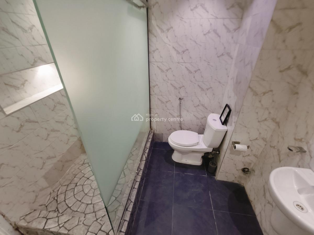 Waterfront 3 Bedroom Apartment, Off Admiralty Way Lekki Phase 1, Lekki Phase 1, Lekki, Lagos, Flat / Apartment for Rent