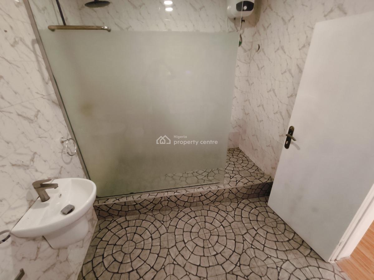 Waterfront 3 Bedroom Apartment, Off Admiralty Way Lekki Phase 1, Lekki Phase 1, Lekki, Lagos, Flat / Apartment for Rent