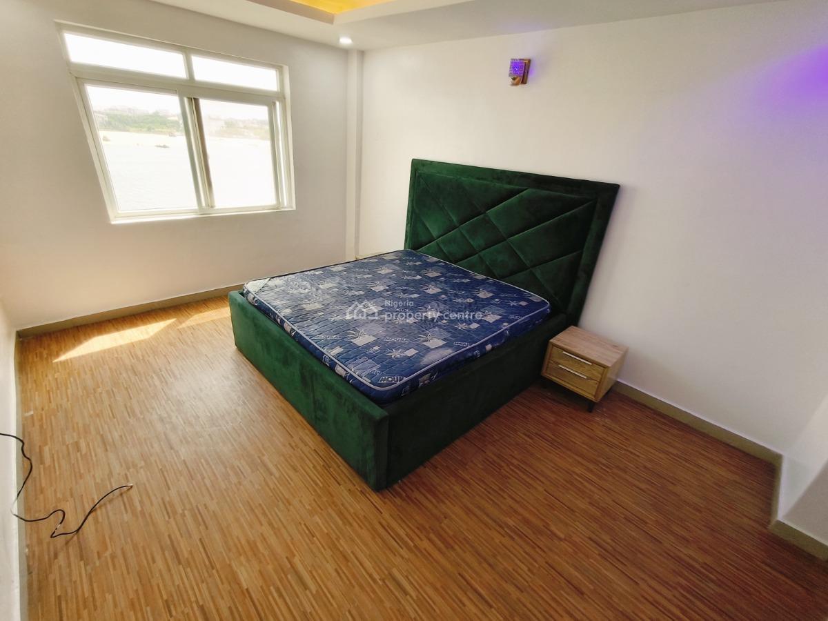 Waterfront 3 Bedroom Apartment, Off Admiralty Way Lekki Phase 1, Lekki Phase 1, Lekki, Lagos, Flat / Apartment for Rent