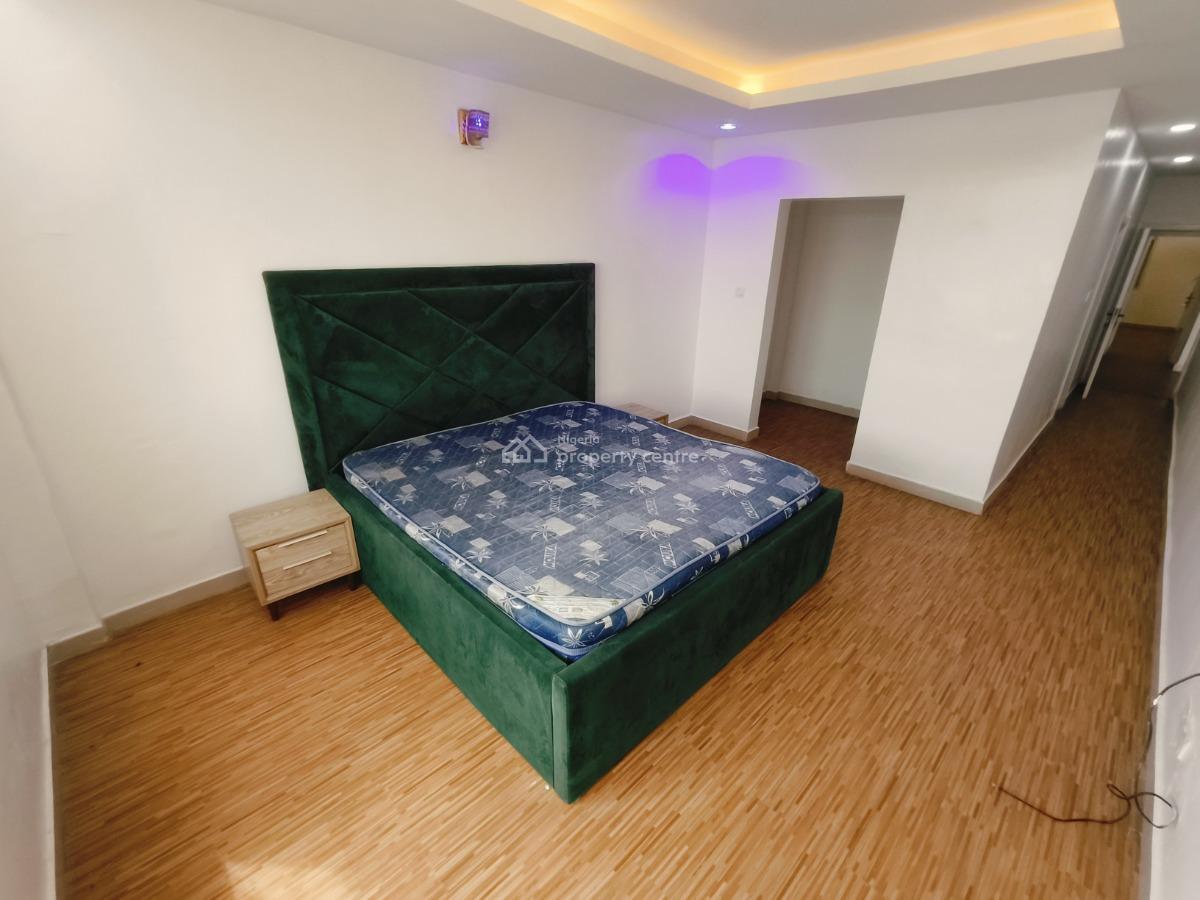 Waterfront 3 Bedroom Apartment, Off Admiralty Way Lekki Phase 1, Lekki Phase 1, Lekki, Lagos, Flat / Apartment for Rent