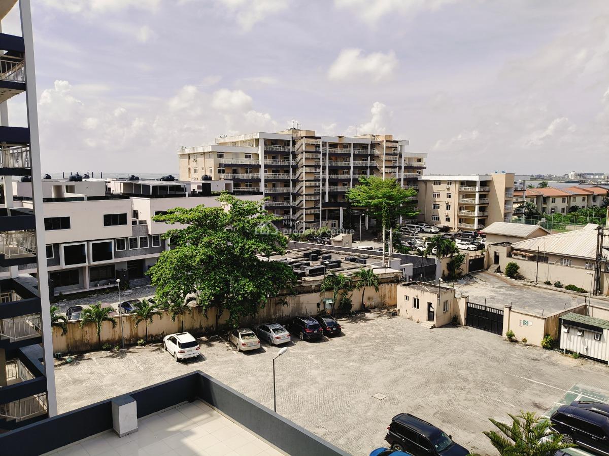 Waterfront 3 Bedroom Apartment, Off Admiralty Way Lekki Phase 1, Lekki Phase 1, Lekki, Lagos, Flat / Apartment for Rent