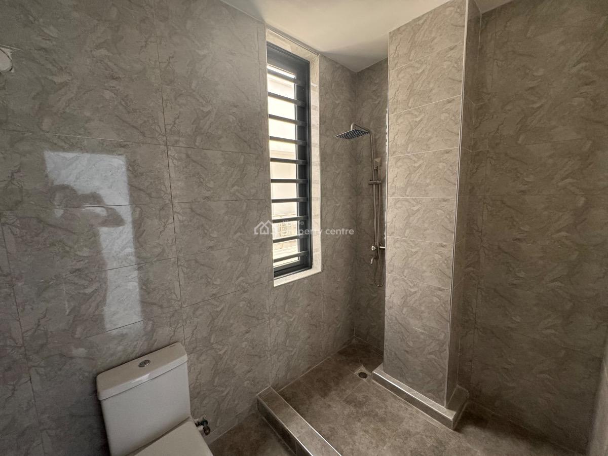 Fully Serviced 2-bedroom Apartment with Gym in an Estate Lekki Phase 1, Fully Serviced 2-bedroom Apartment with Gym in an Estate Lekki Phase 1, Lekki Phase 1, Lekki, Lagos, Flat / Apartment for Sale