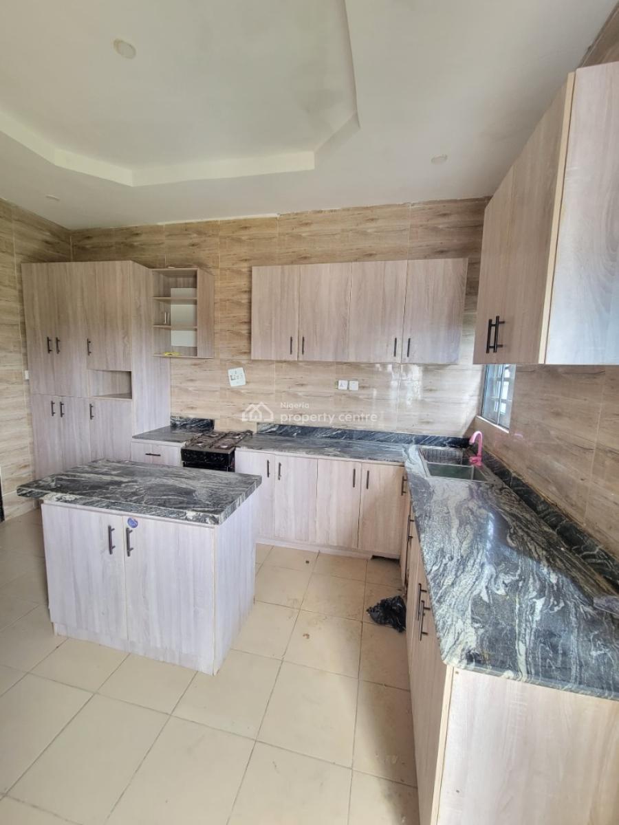 3 Bedroom Flat, Badore, Badore, Ajah, Lagos, Flat / Apartment for Rent