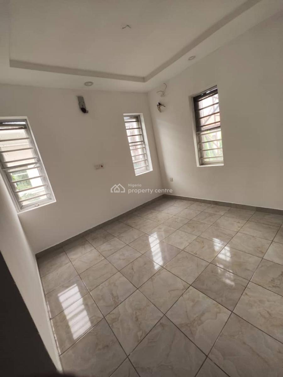 Spacious 3 Bedroom Apartment in a Call in Estate, Ajah, Lagos, Flat / Apartment for Rent