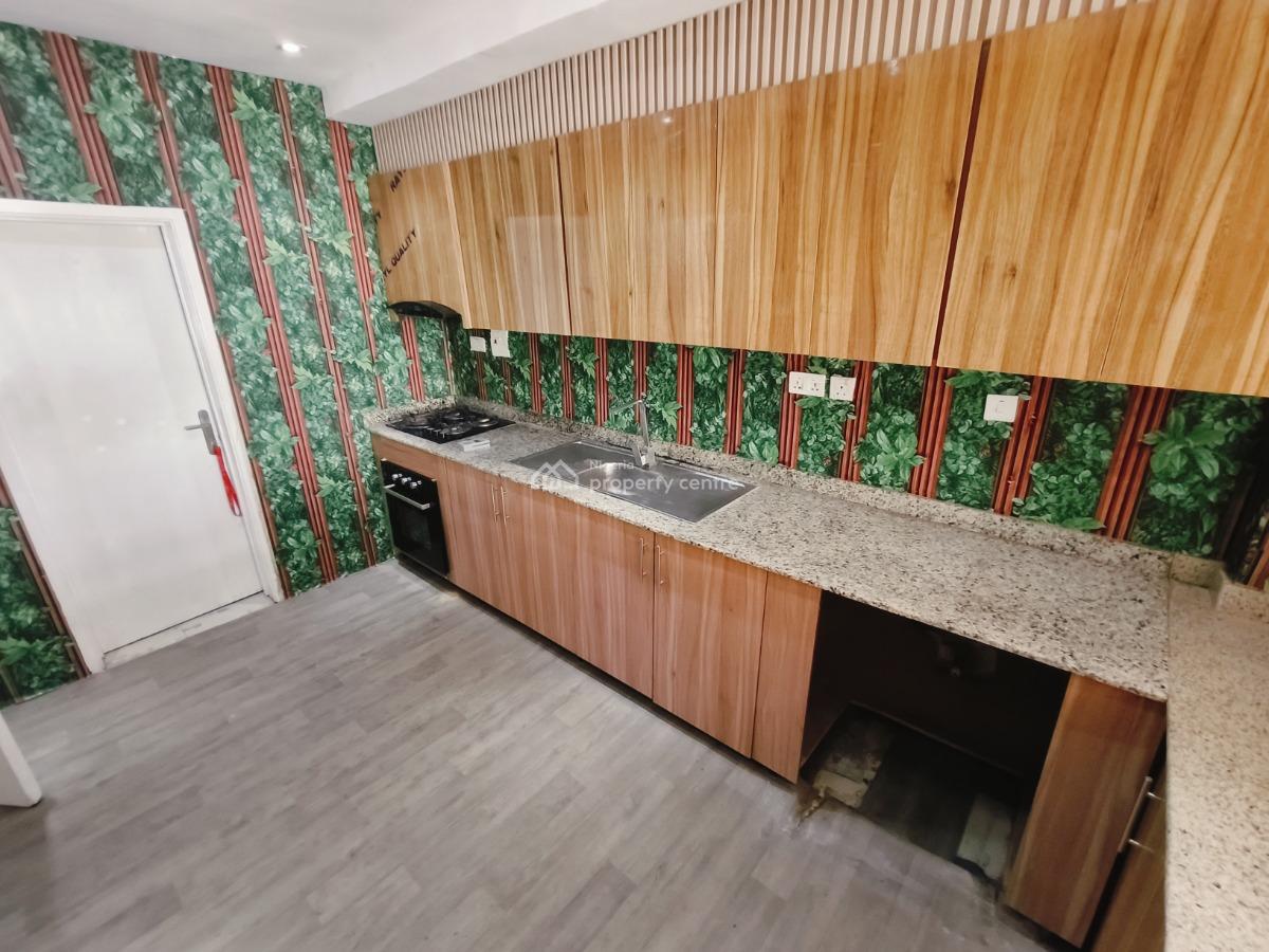 Waterfront 3 Bedroom Apartment, Off Admiralty Way Lekki Phase 1, Lekki Phase 1, Lekki, Lagos, Flat / Apartment for Rent
