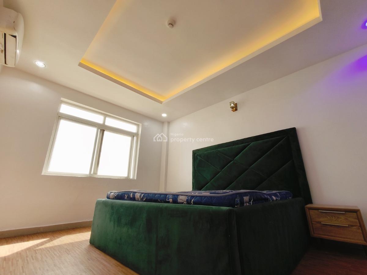 Waterfront 3 Bedroom Apartment, Off Admiralty Way Lekki Phase 1, Lekki Phase 1, Lekki, Lagos, Flat / Apartment for Rent