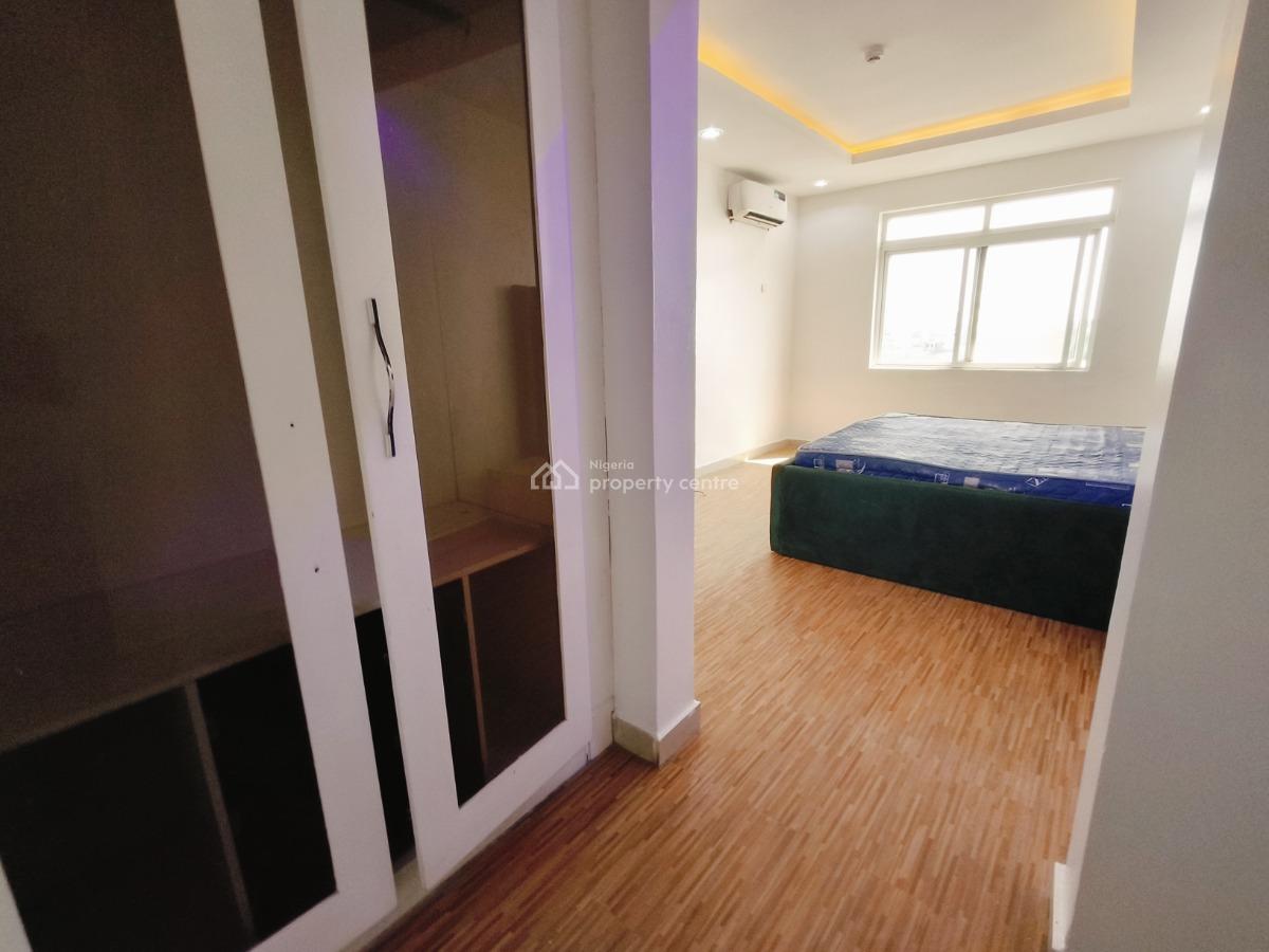 Waterfront 3 Bedroom Apartment, Off Admiralty Way Lekki Phase 1, Lekki Phase 1, Lekki, Lagos, Flat / Apartment for Rent