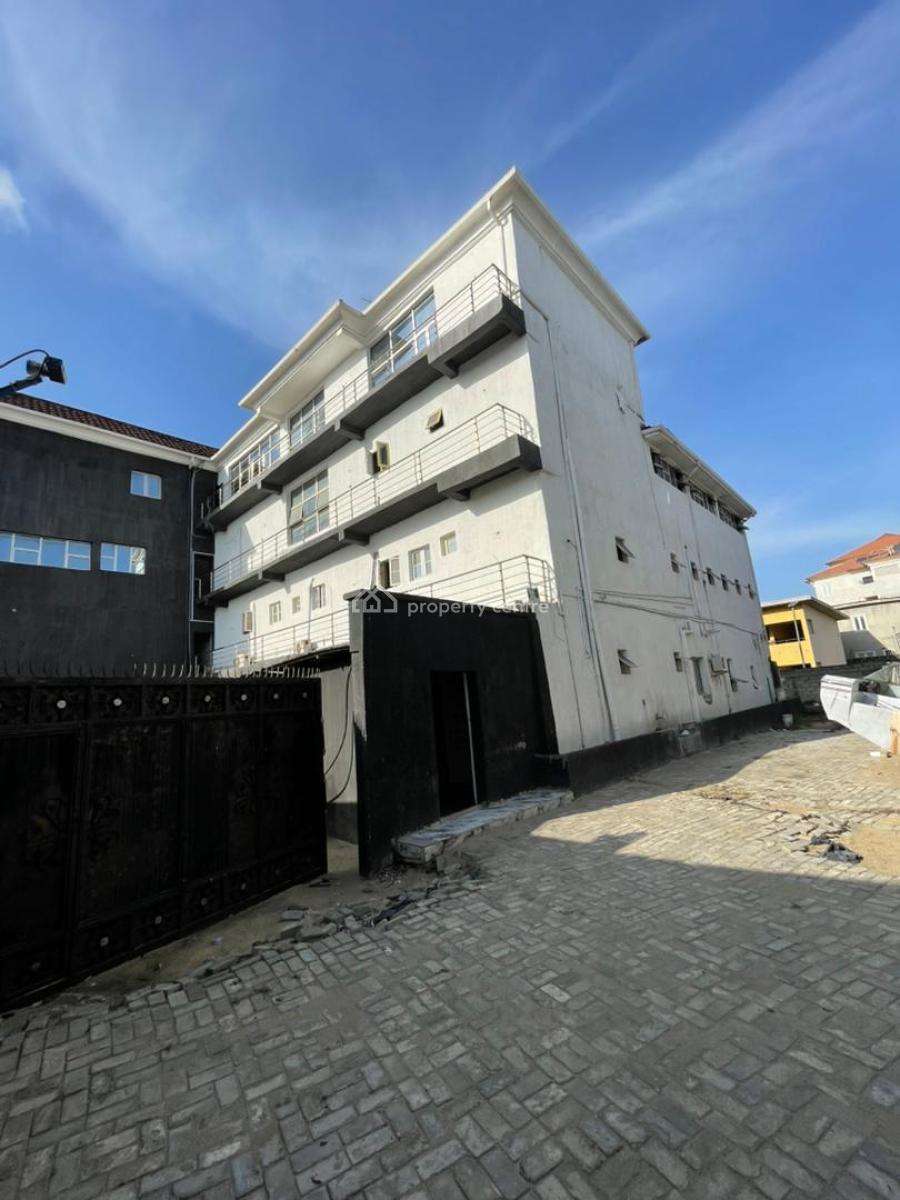 Hotel Available  20 Rooms Functional Hotel Situated at Freedom  Way ,, Freedom Way Lekki Phase 1, Lekki, Lagos, Hotel / Guest House for Rent