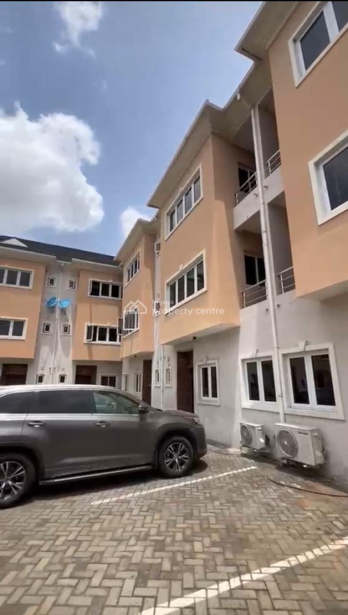 4 Bedroom Terrace Duplex + 1 Room Bq, Off Adelabu Street, Surulere, Lagos, Terraced Duplex for Sale