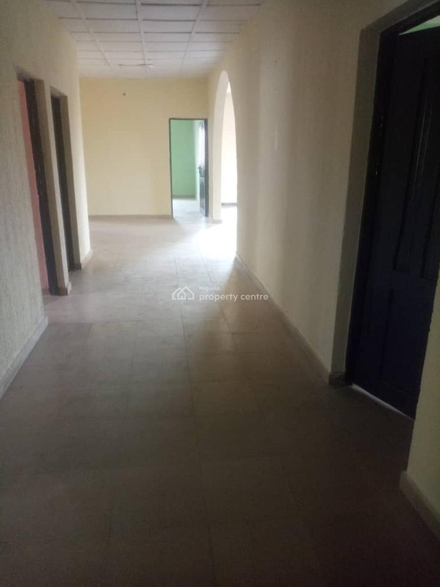 Spacious Four Bedroom Flat All Tiles,  Three Rooms En-suite, with Stor, Morgan Estate Ojodu Ikeja Lagos.  Price: #4.5, Ojodu Berger, Ojodu, Lagos, Flat / Apartment for Rent