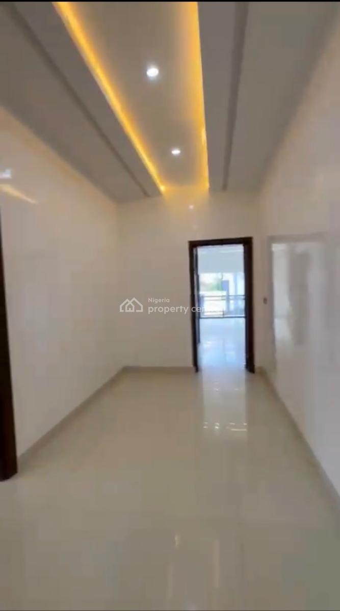Smart/automated 6bedroom Mansion+bq and Security Room, Guzape District, Abuja, Terraced Duplex for Sale
