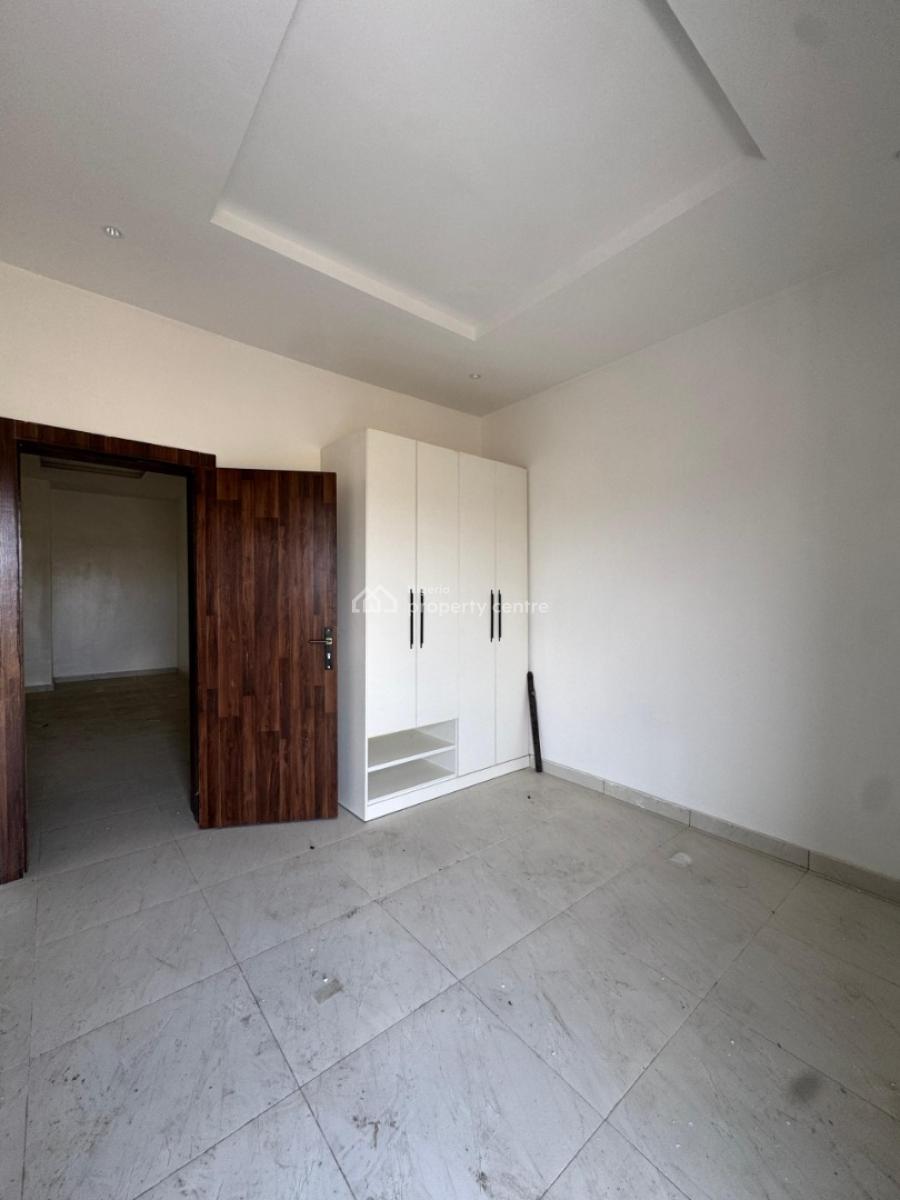 Luxury 3bedroom Apartment, Orchid Road, Lekki Phase 2, Lekki, Lagos, Block of Flats for Sale