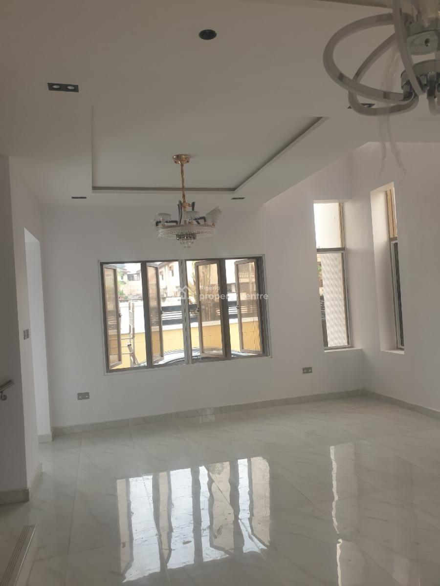 5 Bedroom Detached House with a Room Boys Quarter, Magodo Phase 2, Lagos, Gra Phase 2, Magodo, Lagos, Detached Duplex for Sale