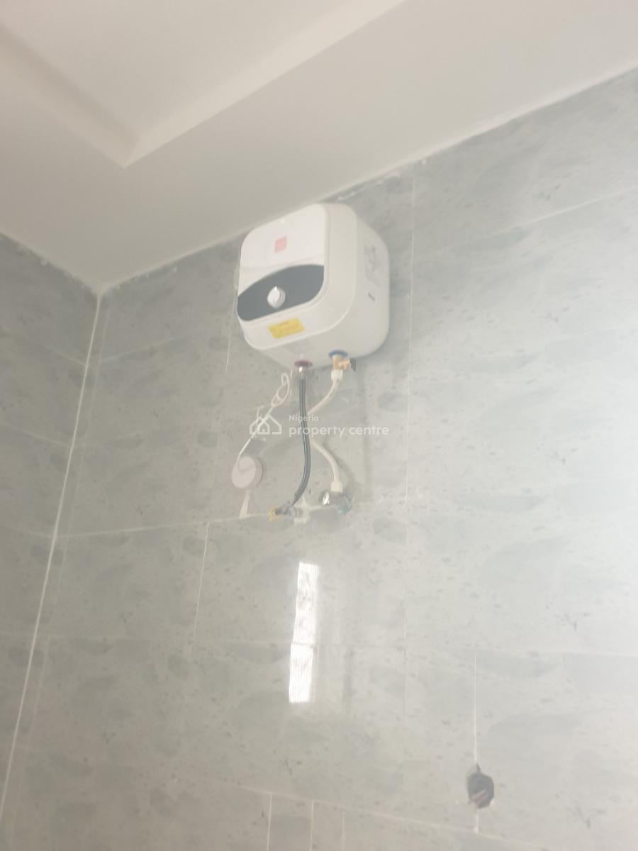 5 Bedroom Detached House with a Room Boys Quarter, Magodo Phase 2, Lagos, Gra Phase 2, Magodo, Lagos, Detached Duplex for Sale