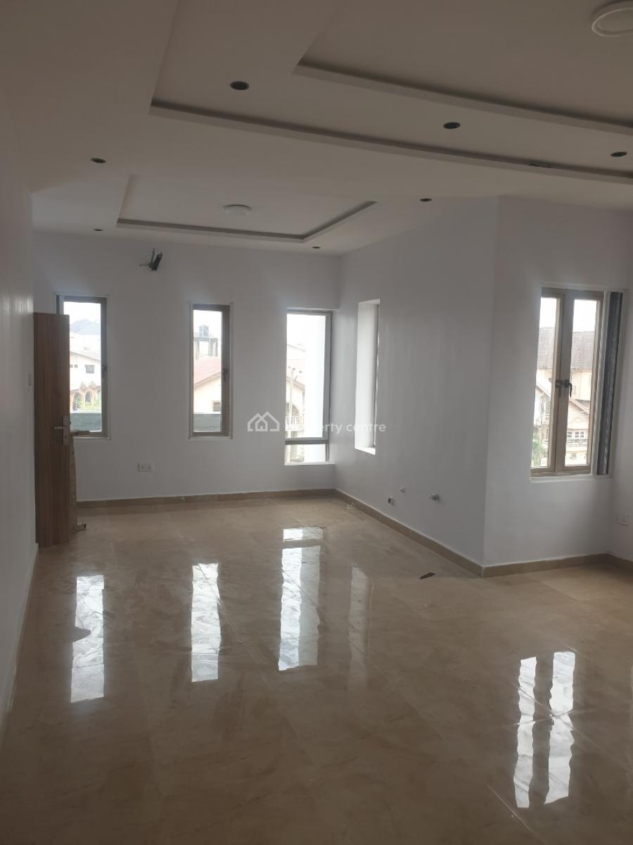 5 Bedroom Detached House with a Room Boys Quarter, Magodo Phase 2, Lagos, Gra Phase 2, Magodo, Lagos, Detached Duplex for Sale