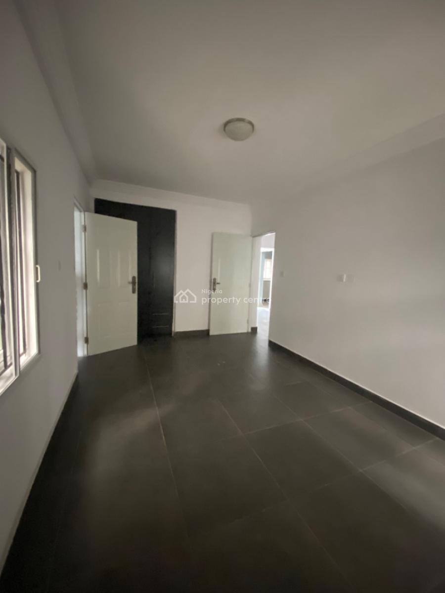 2 Bedroom Apartment in a Secured Estate, Lekki County, Ikota, Lekki, Lagos, Flat / Apartment for Rent