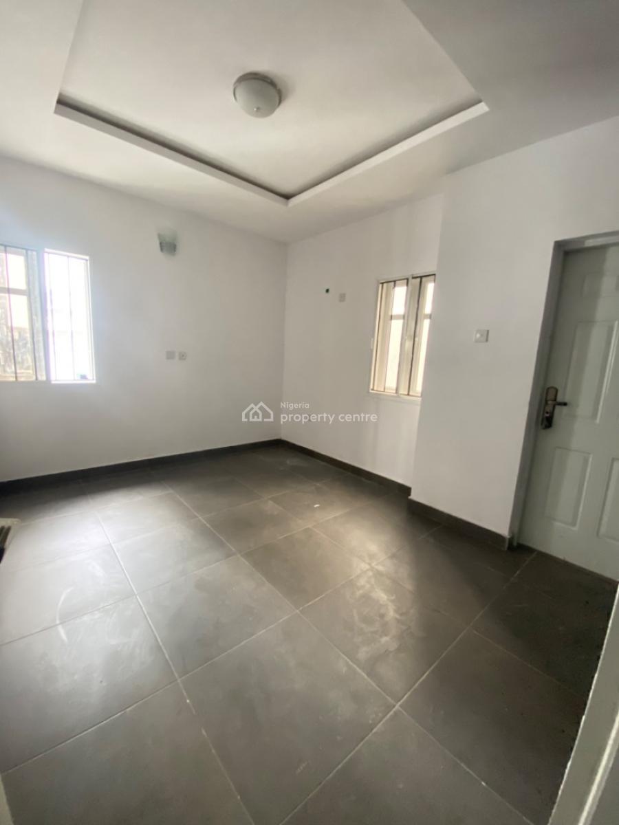 2 Bedroom Apartment in a Secured Estate, Lekki County, Ikota, Lekki, Lagos, Flat / Apartment for Rent