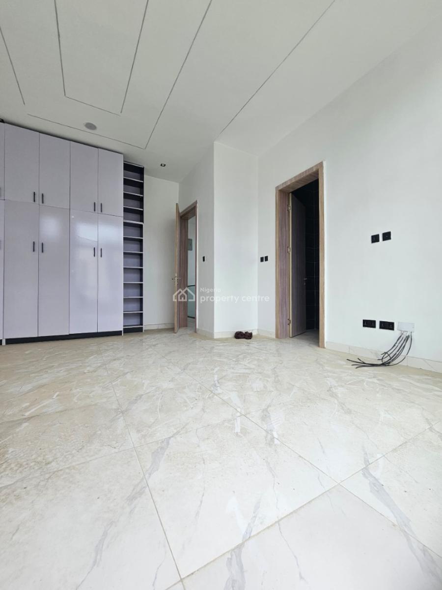 Well-built 4-bedroom Self-compound Terrace Duplex, Ikota, Lekki, Lagos, Terraced Duplex for Sale