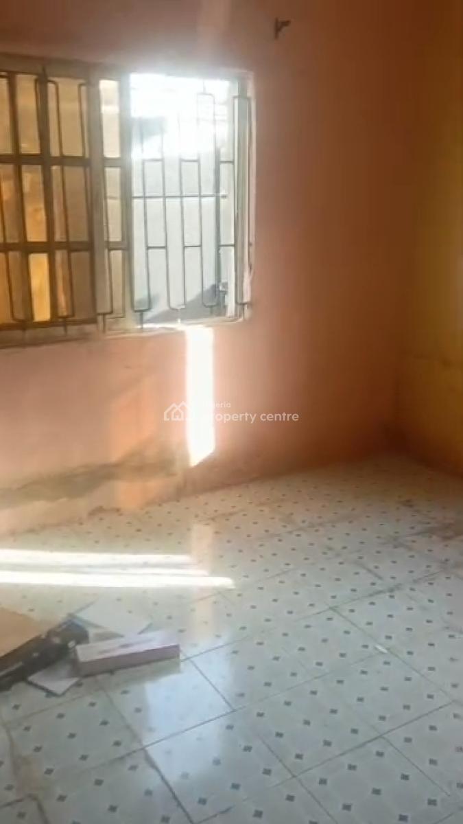 Spacious 3 Bedroom Apartment, Off College Road, Ogba, Ikeja, Lagos, Flat / Apartment for Rent