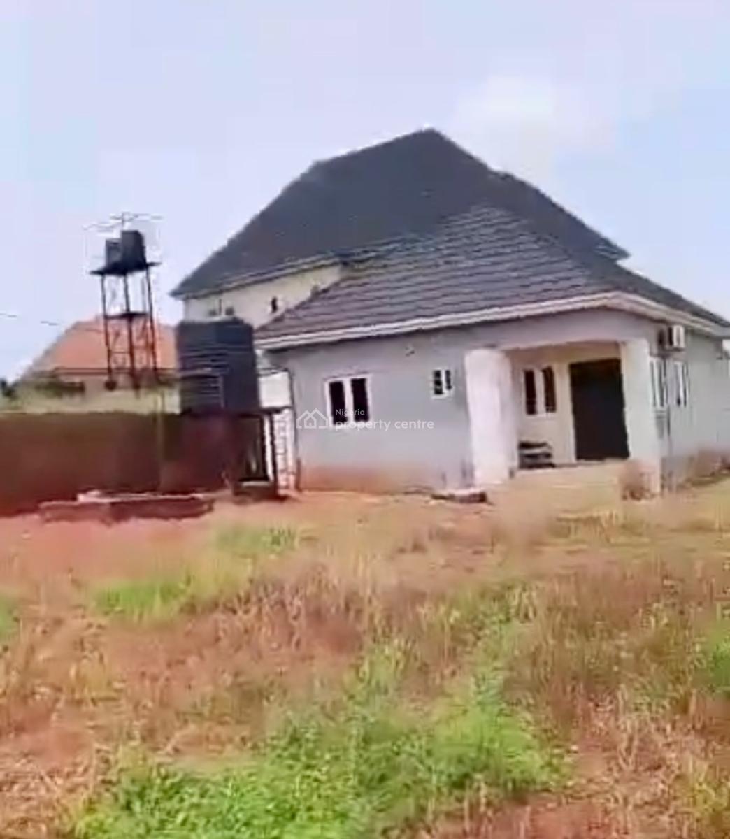 Strategic Located 1000sqm Fenced and Gated with a Bungalow, W T C Estate, Ogudu Road, Independence Layout, Enugu, Enugu, Land for Sale