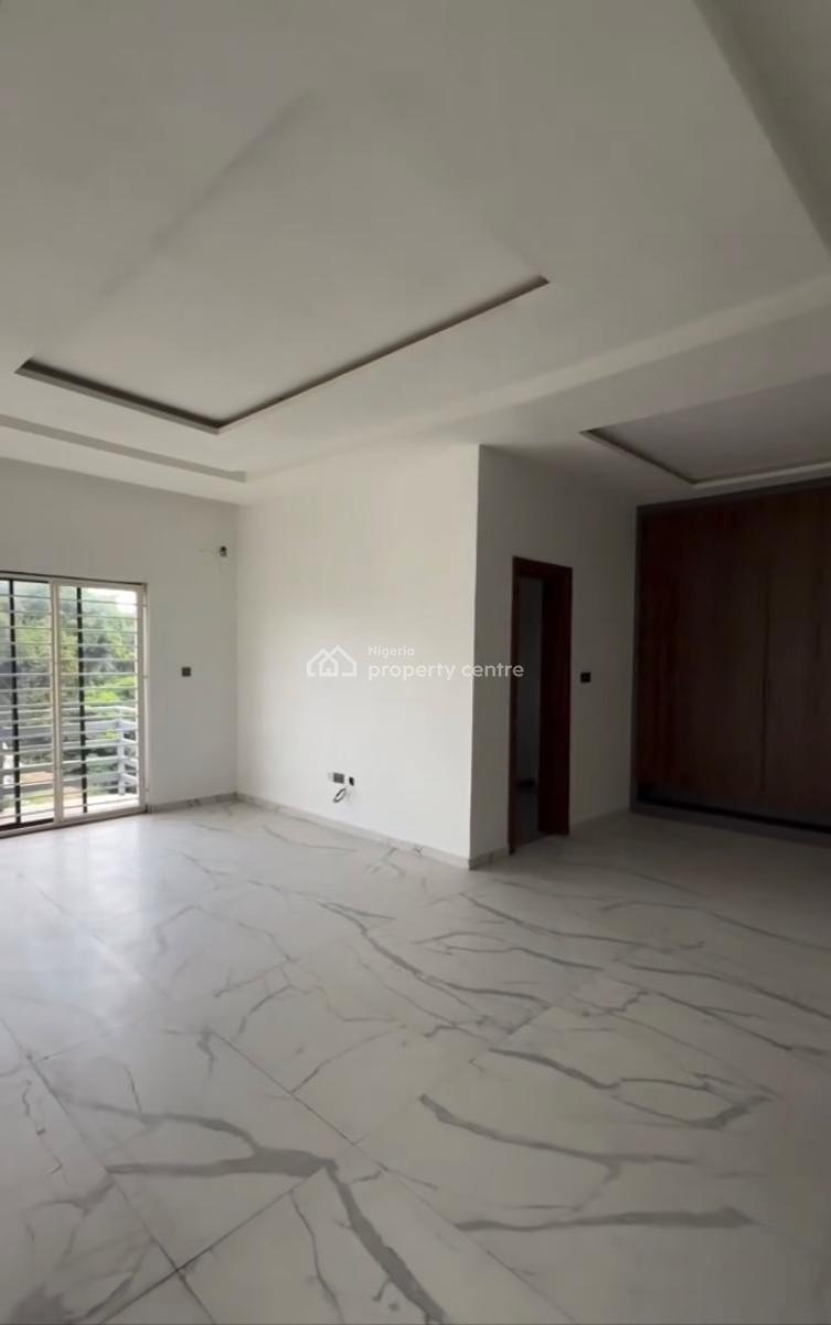 Luxurious 5bedroom En-suite Duplex with 2unitsbq, in an Estate, Asokoro District, Abuja, Terraced Duplex for Sale