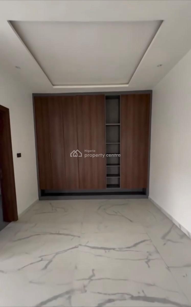 Luxurious 5bedroom En-suite Duplex with 2unitsbq, in an Estate, Asokoro District, Abuja, Terraced Duplex for Sale