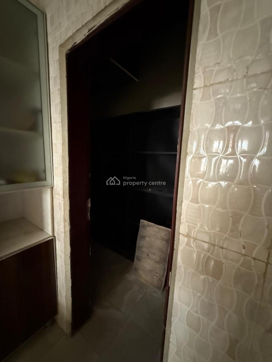 Lovely 6 Bedroom Self Compound Fully Detached Duplex with Bq, Chevron, Lekki, Lagos, Detached Duplex for Sale