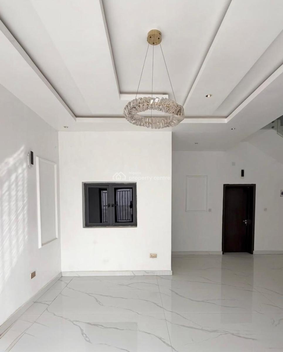 Newly Built 5 Bedroom Terrace Triplex with Bq, Guzape District, Abuja, Terraced Duplex for Sale