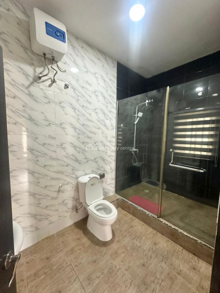 Massive Masters Bedroom with a Very Big Balcony N Fitted Bathroom, Well Secured Estate, Osapa, Lekki, Lagos, Self Contain (single Rooms) for Rent