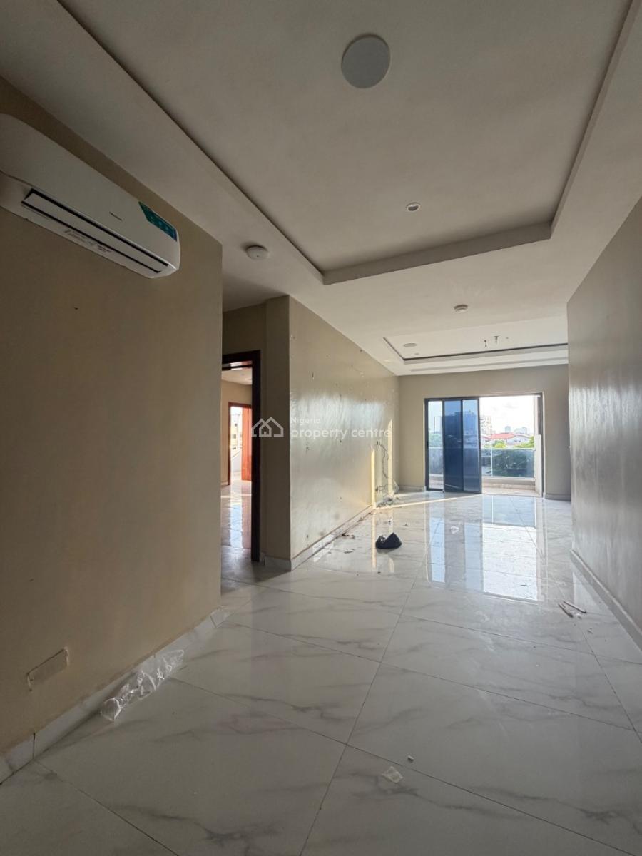 Well Built 2bedroom Apartment, Off Freedom Way, Lekki, Lagos, Flat / Apartment for Rent