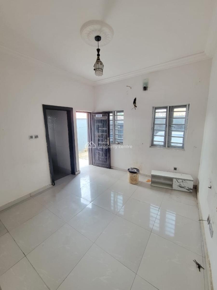 Sharp and Spacious Room and Parlour, Badore, Ajah, Lagos, Flat / Apartment for Rent