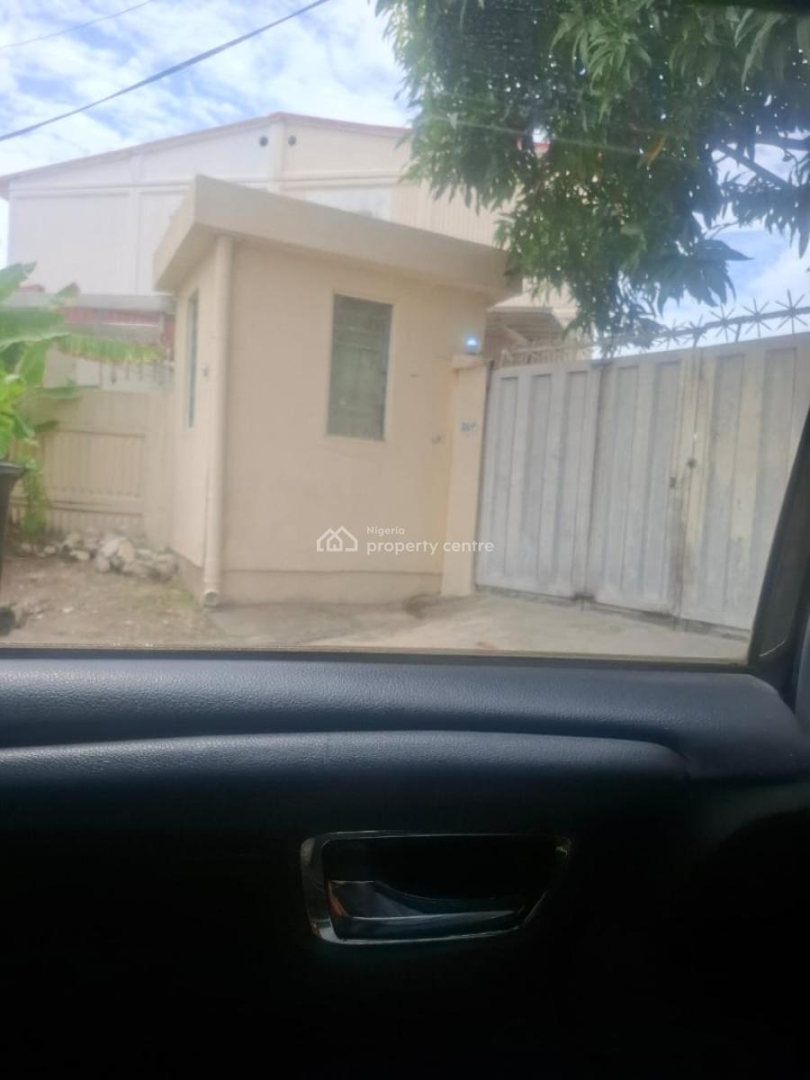 a Four 4 Bedroom Semi Detached House with 3 Room Bq for Sle at Dolphi, Dolphin Estate Ikoyi Lagos Nigeria. Price:#550m Net., Old Ikoyi, Ikoyi, Lagos, Semi-detached Duplex for Sale