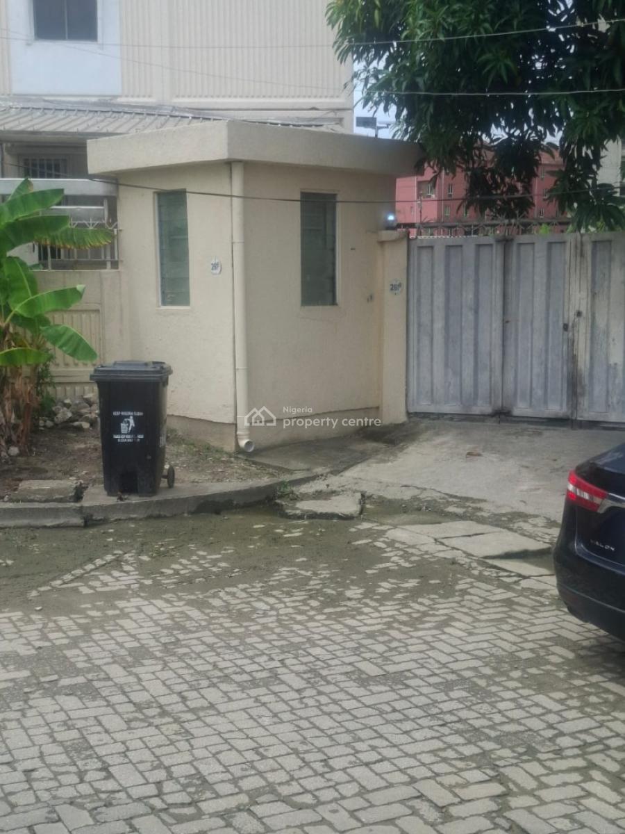 a Four 4 Bedroom Semi Detached House with 3 Room Bq for Sle at Dolphi, Dolphin Estate Ikoyi Lagos Nigeria. Price:#550m Net., Old Ikoyi, Ikoyi, Lagos, Semi-detached Duplex for Sale