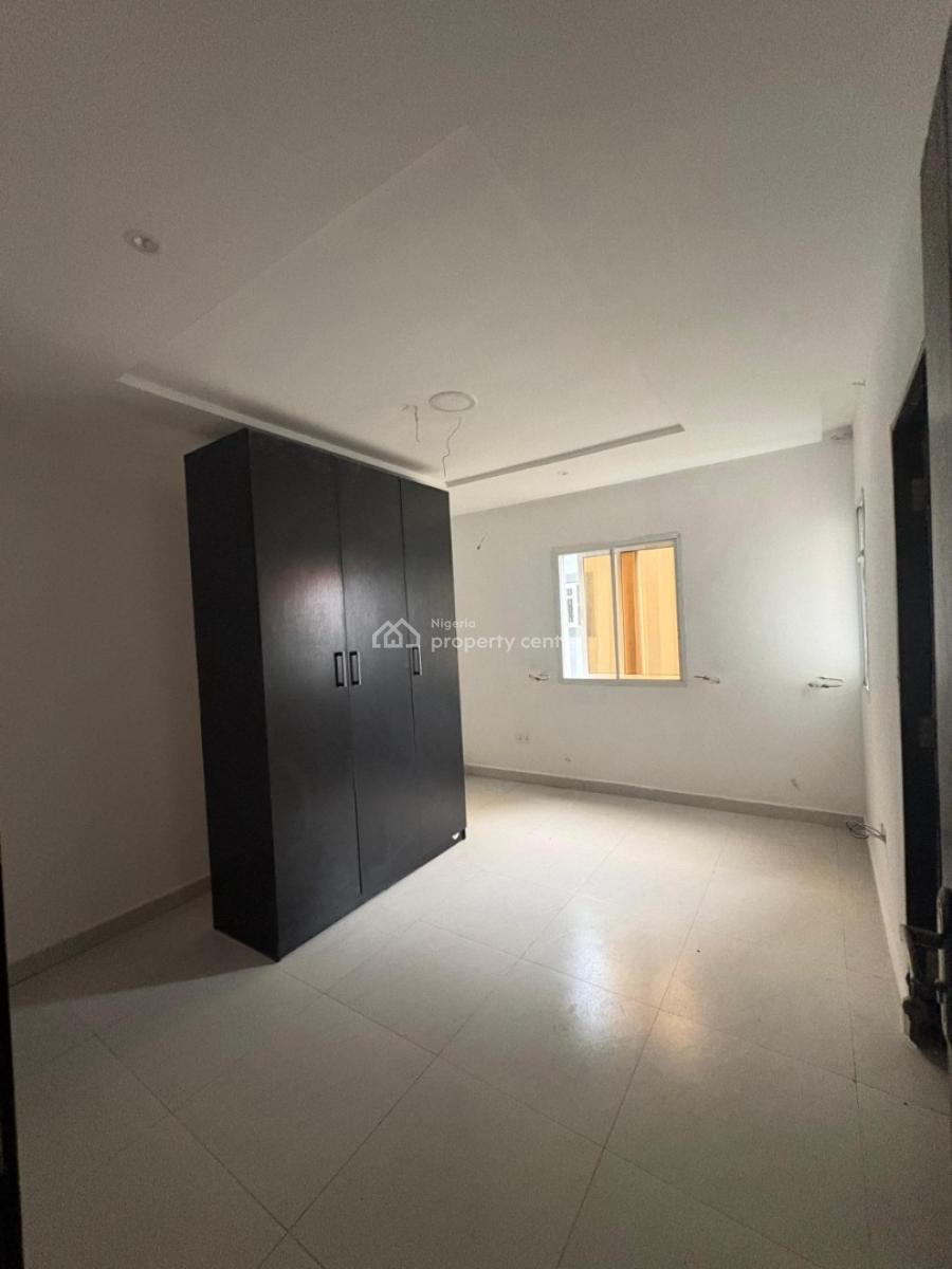 2 Bedroom Apartment, Orchid Road, Lekki, Lagos, Flat / Apartment for Sale