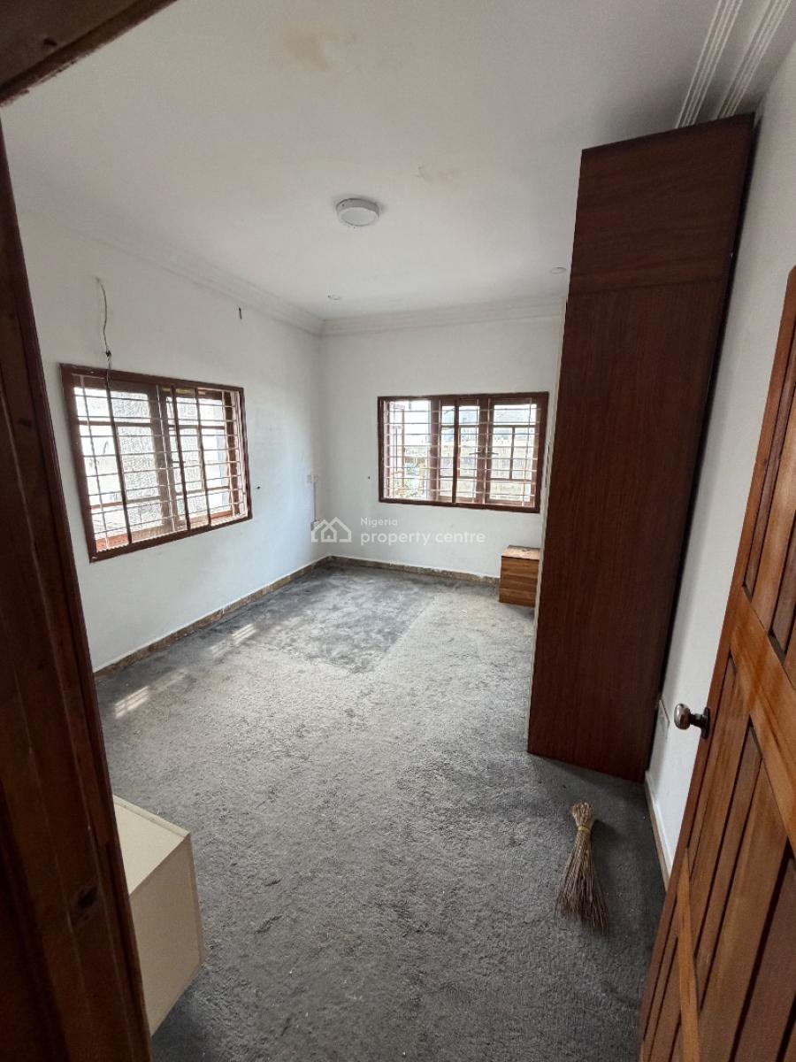Lovely Spacious 2 Bedroom, Ologolo, Lekki, Lagos, Flat / Apartment for Rent